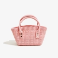 Rosafarbene gewebte PVC Jelly Tasche mit runden Tragegriffen und silbernen Metallnieten - Hellrosa