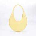 Bolso de hombro media luna en PVC amarillo brillante con acabado liso y brillante - Amarillo claro