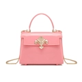 Mini sac à main rose en PVC avec motif baroque doré et bandoulière en chaîne dorée - 200*70*140mm / Rose