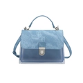 Bolso de mano de PVC azul claro con solapa de denim y cierre metálico en blanco - Azul Celeste