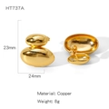 Elegante goldene Kiesel-Ohrstecker aus poliertem Messing mit 24 mm Durchmesser - Glänzender Ovaler Stil (HT737A)