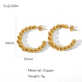 Boucles d'oreilles créoles dorées en forme de C avec perles en cuivre de haute qualité - Style de Perle en Métal en Forme de C (XJZJ08A)
