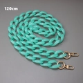 Dettaglio della tracolla in resina verde menta da 120cm con moschettoni dorati per borse - Blu Fibbia Grande 120cm