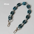 Detalle de una cadena de 43cm en resina verde azulado y plata con cierres de langosta - 43cm / Verde (Accesorios Plateados)