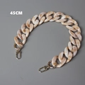 Detalle de la cadena de bolso de acrílico de 45 cm con cierres de langosta dorados - 45cm / Beige