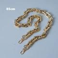 Dettaglio tracolla a catena dorata da 85cm con moschettoni per borse a mano - 85cm / Oro