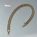 Dettaglio catena dorata da 60cm con moschettoni girevoli per tracolla di borse alla moda - Spina di Pesce Oro 60CM