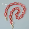 Dettaglio catena per borsa in acrilico rosa trasparente da 80 cm con chiusure dorate - Stile Lungo / Rosa