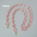 Dettaglio catena da 120cm in resina rosa e metallo dorato con chiusure a moschettone - Extra Lungo / Rosa