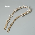 Detalle de cadena de resina jaspeada beige de 63cm con anillos y cierres dorados - 63cm / Beige
