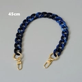 Detalle de cadena de resina azul oscuro de 45cm con cierres de metal dorado tipo espina - 45cm / Azul