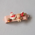 Détail du support de téléphone de Noël rose avec bonhomme de neige et lapin en pain d'épice - Style Lapin Bonhomme de Neige Rose (款式-1)