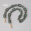 Detail of 85cm dark green marble resin chain with golden metal rings and lobster clasps - Green 85CM