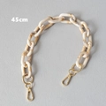Detalle de correa de cadena de resina beige mármol de 45cm con cierres dorados - 45cm / Beige