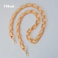 Dettaglio catena in acrilico ambra da 118 cm con maglie dorate e chiusure a moschettone - 118cm / Arancione