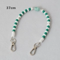 Dettaglio della catena di perle acriliche da 37cm con perle verdi e chiusure a moschettone - Verde-37CM(Argento)