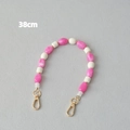 Détail d'une chaîne de 38 cm en perles acryliques roses et blanches avec fermoirs dorés - Rose Blanc Alterné Ovale