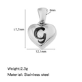 Pendentif cœur en acier inoxydable argenté avec lettre G ajourée au centre - Couleur Acier-G