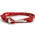 Primer plano de pulsera de cuerda trenzada tricolor con cierre metálico de martillo plata - Estilo Rojo/Azul/Blanco (SCT06)