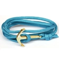 Vue détaillée du fermoir ancre doré poli avec gravure KINGS sur bracelet en corde bleue - Bleu ciel
