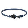 Détail du bracelet en corde tressée bleu foncé avec un pendentif requin-baleine noir mat - Corde Bleu Marine Baleine Noire
