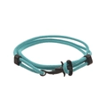 Dettaglio macro del bracciale in corda intrecciata turchese con fibbia nera a forma di squalo - Cordino Celeste Squalo Balena Nero