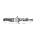 Bracelet en cordon tressé de Milan avec breloque requin-baleine argentée sur fond blanc - Corde Gris Foncé Baleine Argent