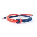 Detail van de tweekleurige gevlochten touwarmband met verstelbare metalen schuifregelaar - Oranje En Blauwgroen (Concentrische Knoop)