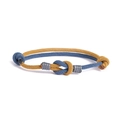 Vista dettagliata del bracciale in corda intrecciata zenzero e blu-grigio con nodi artigianali - Giallo Zenzero + Celeste