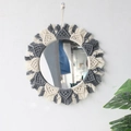Espejo de pared redondo de macramé con flecos tejidos en gris oscuro y beige - Estilo de Contraste Gris y Beige (m0843)