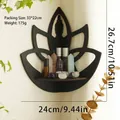 Dettaglio di mensola angolare a loto in legno per cristalli con silhouette zen - Stile Buddha Nero / 24*26.7cm