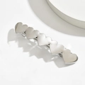 Fermaglio per capelli in metallo argento con cinque cuori su supporto minimalista - Forma di Cuore / 5 Cuori Argento