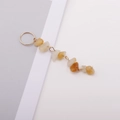 Accessoire dreadlocks avec anneau doré et pendentif en pierre naturelle ambre - Orange Clair