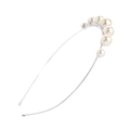 Elegante diadema fina de metal plateado con siete perlas blancas sobre fondo blanco - Plateado