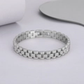 Primer plano de pulsera de acero inoxidable plateado pulido con diseño de correa de reloj - 9.5mm de Ancho - 20cm / Color Acero (T1001)