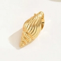 Elegante pinza para el pelo con forma de concha dorada y textura espiral - Estilo de concha dorada / Dorado