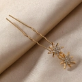 Vergoldete Haargabel mit doppelten Sternenanhängern und funkelnden weißen Strasssteinen - Sternhaufen-Stil / Gold