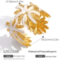 18K gold plated daisy bangle in stainless steel featuring white enamel petals - White Style (SZ61168B) / 18K Gold Plated