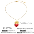 Collana in acciaio inossidabile placcato oro 18K con ciondolo cuore rosso fiammante - Stile Fiamma di Cuore (XL32096)