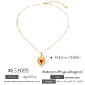 Collana barocca in acciaio inossidabile con ciondolo a cuore dorato e smalto rosso - Cuore Intagliato Barocco (XL32099)