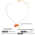 Collana in acciaio placcata oro 18K con ciondoli a cuore e chiave in smalto rosso - Lucchetto e Chiave a Cuore (XL32103)