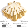 18K gold-plated stainless steel scallop shell pendant with white pearlescent inlay - White Large Shell Style (PJ93585B)