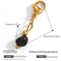Fermoir homard en acier inoxydable doré avec pendentif en pierre naturelle noire - Style Pierre Noire Irrégulière (PJ93789)