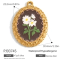 Oval stainless steel pendant with white daisy pattern and golden beaded frame details - Stainless Steel Oval Daisy Style (PJ93745)