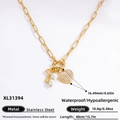 Collar de eslabones dorados de acero inoxidable con corazón, llave y perlas - Chapado en Oro de 18K