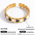 Bague ouverte en acier inoxydable plaqué or 18K avec cœurs en émail noir et blanc - Ouvert Réglable / Style Cœur Noir et Blanc (JZ21398B)