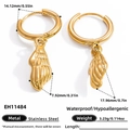 Détails de créoles en acier inoxydable doré avec pendentifs coquillages et dimensions - Style Plume (EH11484)