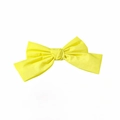 Vista detallada del lazo de tela liso amarillo neón con textura de tejido fino - Amarillo