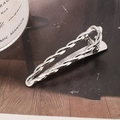 Eleganter gedrehter silberner Metall-Haarclip mit geometrischem Wassertropfen-Design - Silber