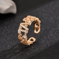 Macro di anello a catena vuota placcato oro 18 carati con pietre di zircone bianco lucido - Oro
